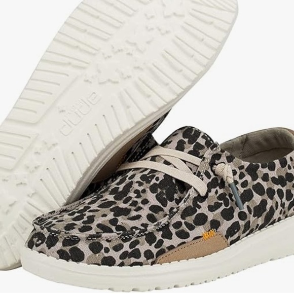 Hey Dude Wendy - Picture 2 of 6